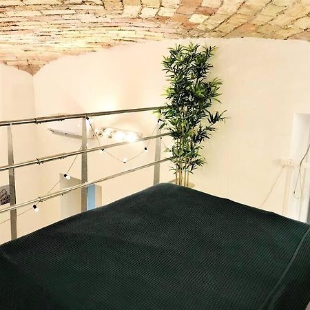 Beautifully Renovated Loft In Trastevere Rome Exterior photo